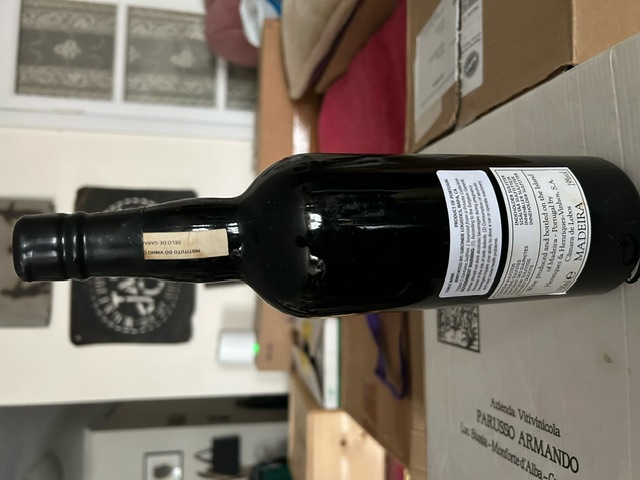 Rear label