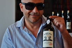 Mario "Madeira lover" Ferreira is about to "blind" taste this new release by Vinhos Barbeito. It is about to get REAL!