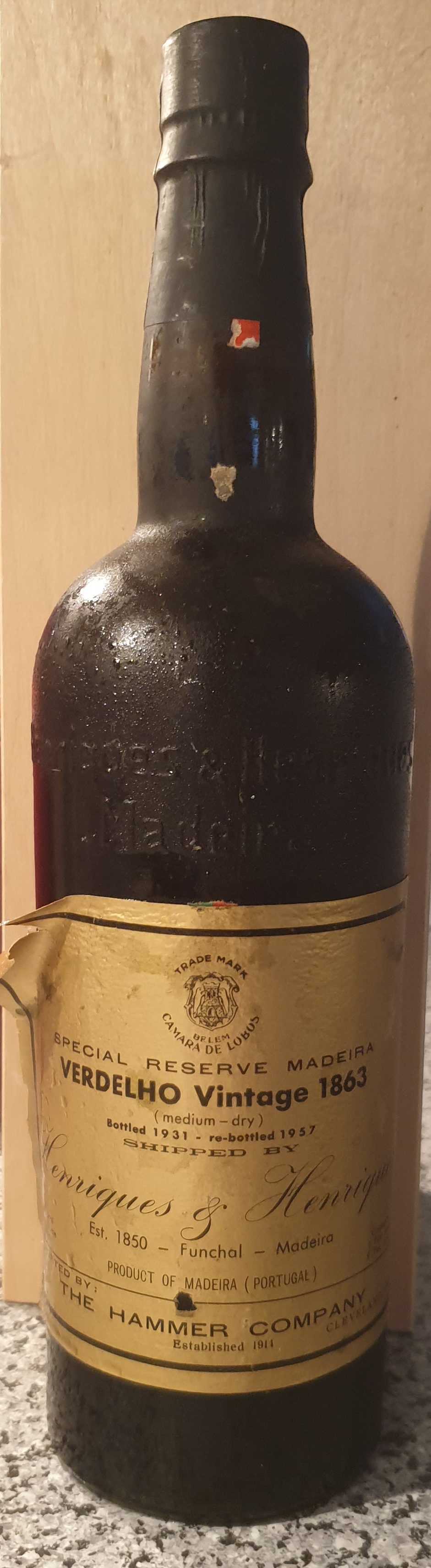 Verdelho before removal of golden label