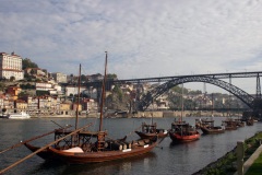 Boats lining up on Gaia's side