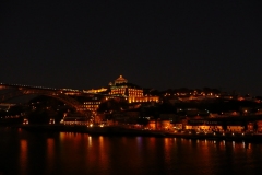 Vila Nova de Gaia by night