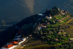 A Unique Peak at Crasto